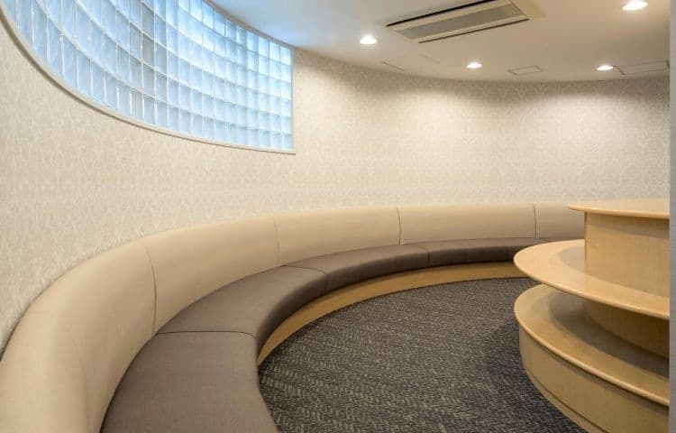 エナレディースクリニック